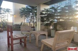 Duplex Penthouse Condo on the 24th and 25th Floors for Rent with Large Open Terrace at Sukhumvit 16/22