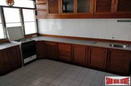 Le Premier 1 - Large Penthouse Three beds with maid quater Condo at Sukhumvit 23, Bangkok