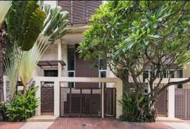 The Lofts Sathorn - Unique Townhouse Four Beds for Rent. Minutes from the Central Business District