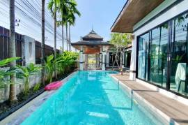 Land & House Park - Modern Three bedrooms Four bathrooms Pool Villa in Chalong