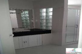 Peaceful 4 Bedroom 5 Bathroom House for Rent just Outside of Bangkok, Pakkret, Nonthaburi Peaceful 4 Bedroom 5 Bathroom House for Rent just Outside of Bangkok, Pakkret, Nonthaburi
