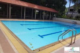 Peaceful 4 Bedroom 5 Bathroom House for Rent just Outside of Bangkok, Pakkret, Nonthaburi Peaceful 4 Bedroom 5 Bathroom House for Rent just Outside of Bangkok, Pakkret, Nonthaburi
