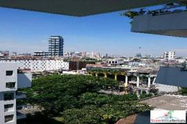 Siam Penthouse ll - City Views from this Newly Renovated Three Bedroom Condo in Silom, Sathorn