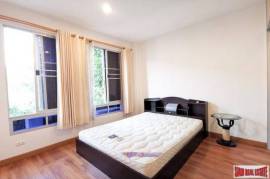 Baan Klang Krung Grande Vienna Rama 3 - Spacious and Modern Three Bedroom, Three Level Townhouse for Rent in Bang Phongphang, Bangkok Baan Klang Krung Grande Vienna Rama 3 - Spacious and Modern Three Bedroom, Three Level Townhouse for Rent in Bang Phongphang, Bangkok