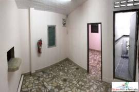 Extra Large Townhouse with Office Option in Bangna, Bangkok Extra Large Townhouse with Office Option in Bangna, Bangkok