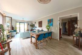 7 room, 125m2 Villa for sale in Nezignan l'eveque - 420 000 € *