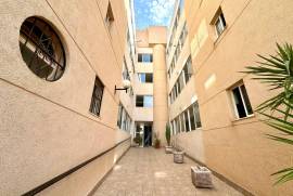listing listing