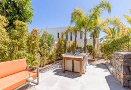 listing listing