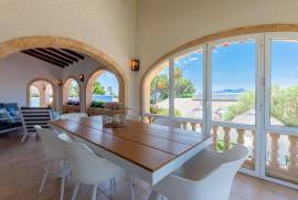 listing listing