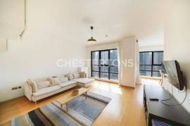 Stunning Waterfront | Fully upgraded | Furnished