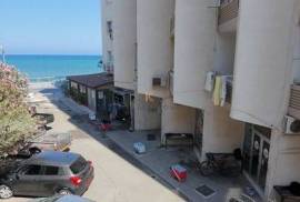 Prime Location 5 Commercial Shops in Makenzy, Larnaca