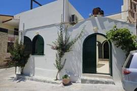 Traditional 3-bed house with terrace and beautiful views