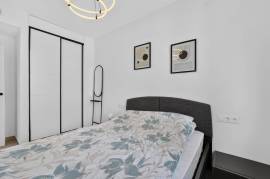 listing listing
