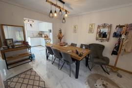 listing listing