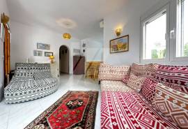 listing listing