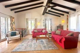 listing listing