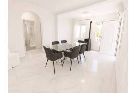 listing listing