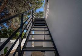 listing listing
