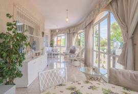 listing listing