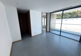 Luxury Contemporary Villa with Pool Just Minutes from Porto de Mós Beach