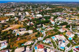 Urban plot with sea views in Praia da Luz, Lagos Urban plot with sea views in Praia da Luz, Lagos