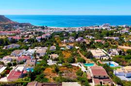 Urban plot with sea views in Praia da Luz, Lagos Urban plot with sea views in Praia da Luz, Lagos
