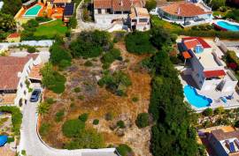 Urban plot with sea views in Praia da Luz, Lagos Urban plot with sea views in Praia da Luz, Lagos