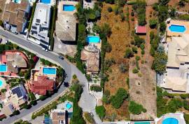 Urban plot with sea views in Praia da Luz, Lagos Urban plot with sea views in Praia da Luz, Lagos