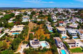 Urban plot with sea views in Praia da Luz, Lagos Urban plot with sea views in Praia da Luz, Lagos