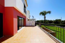 2 bedroom townhouse in condominium with swimming pool in Guia - Albufeira 2 bedroom townhouse in condominium with swimming pool in Guia - Albufeira