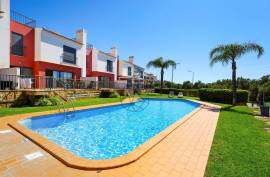 2 bedroom townhouse in condominium with swimming pool in Guia - Albufeira 2 bedroom townhouse in condominium with swimming pool in Guia - Albufeira