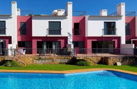 2 bedroom townhouse in condominium with swimming pool in Guia - Albufeira 2 bedroom townhouse in condominium with swimming pool in Guia - Albufeira