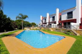 2 bedroom townhouse in condominium with swimming pool in Guia - Albufeira 2 bedroom townhouse in condominium with swimming pool in Guia - Albufeira
