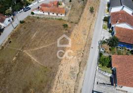 Single Storey House with Independent Entrances – Ideal for Housing and Investment in Anobra Single Storey House with Independent Entrances – Ideal for Housing and Investment in Anobra