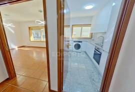 Fully Renovated 2 Fronts 2 Bedroom Apartment with Parking Space and Swimming Pool – Canidelo- Vila Nova de Gaia Fully Renovated 2 Fronts 2 Bedroom Apartment with Parking Space and Swimming Pool – Canidelo- Vila Nova de Gaia