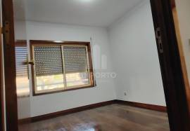 Fully Renovated 2 Fronts 2 Bedroom Apartment with Parking Space and Swimming Pool – Canidelo- Vila Nova de Gaia Fully Renovated 2 Fronts 2 Bedroom Apartment with Parking Space and Swimming Pool – Canidelo- Vila Nova de Gaia