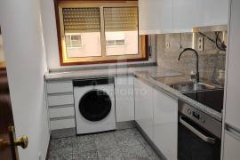 Fully Renovated 2 Fronts 2 Bedroom Apartment with Parking Space and Swimming Pool – Canidelo- Vila Nova de Gaia Fully Renovated 2 Fronts 2 Bedroom Apartment with Parking Space and Swimming Pool – Canidelo- Vila Nova de Gaia