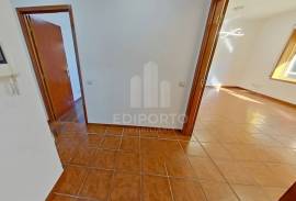 Fully Renovated 2 Fronts 2 Bedroom Apartment with Parking Space and Swimming Pool – Canidelo- Vila Nova de Gaia Fully Renovated 2 Fronts 2 Bedroom Apartment with Parking Space and Swimming Pool – Canidelo- Vila Nova de Gaia