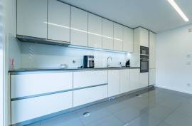 Exclusive 2 bedroom apartment in Canidelo - Quality, Comfort and Excellent Location just minutes from the beach Exclusive 2 bedroom apartment in Canidelo - Quality, Comfort and Excellent Location just minutes from the beach