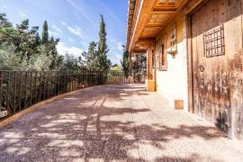 listing listing