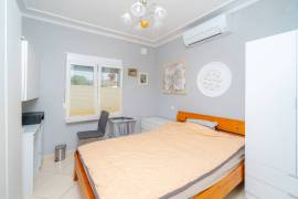 listing listing
