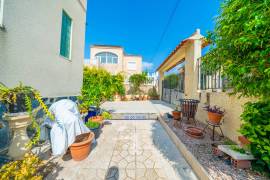 listing listing