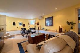 listing listing