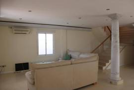 listing listing