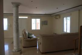 listing listing