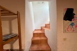 listing listing