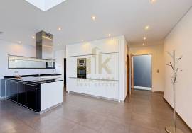 3 Bedroom Villa of Contemporary Architecture with Pool and Sea Views 3 Bedroom Villa of Contemporary Architecture with Pool and Sea Views