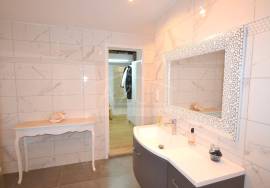 2-Bed. Villa with Pool and Garden