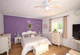 2-Bed. Villa with Pool and Garden