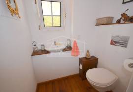 2-Bed. Villa with Pool and Garden